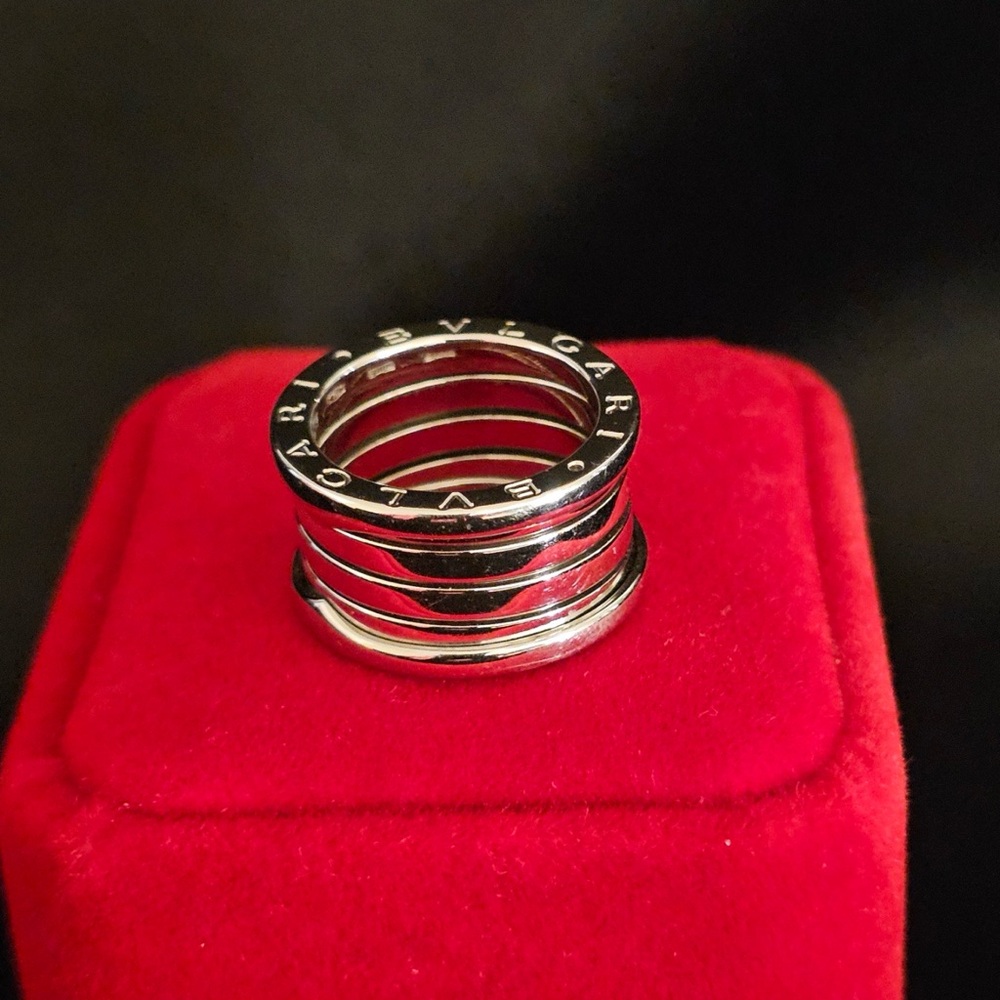 Bulgari B.zero1 18K white gold in original box Authentic preloved - Picture 3 of 14
